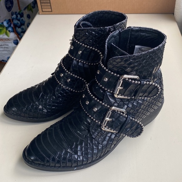 Wanted moto buckle booties, black size 8 - Picture 3 of 8